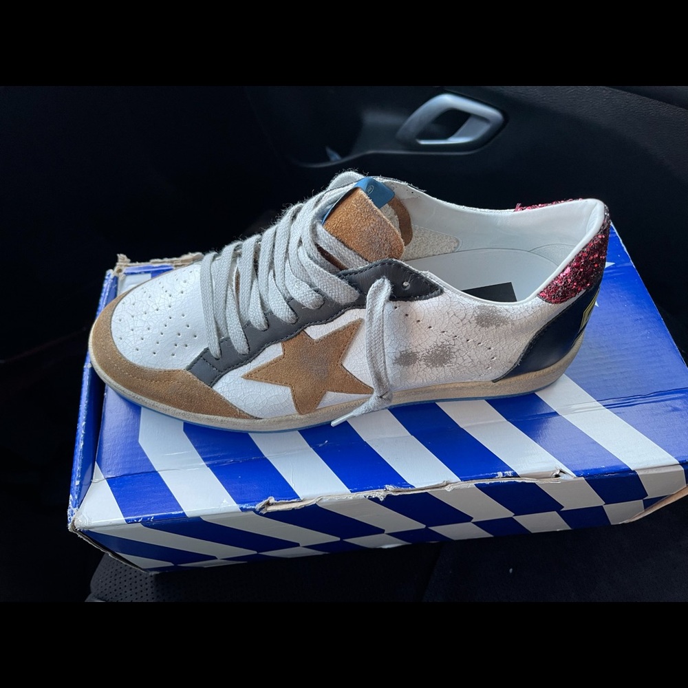 brand new Golden goose sneakers. - Picture 3 of 4